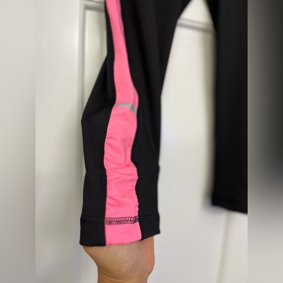 Dansko Now•2 PAIRS, Fitted Activewear Capri Leggings Black Pink Women’s Size S - Picture 4 of 16